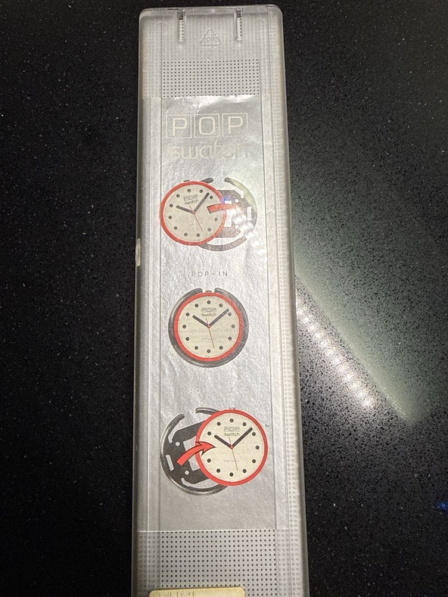 Swatch Orologi: Orologio Swatch POP Modello PWK 169  – Nuovo e nell'imballaggio originale da Cadenazzo venduto da Taty77 3