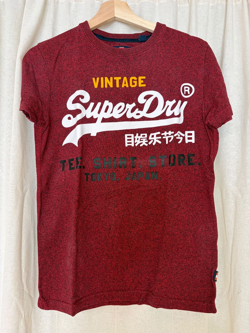 Superdry T-shirt: T-shirt - Superdry – Usato da Chavornay venduto da eli_7hdg