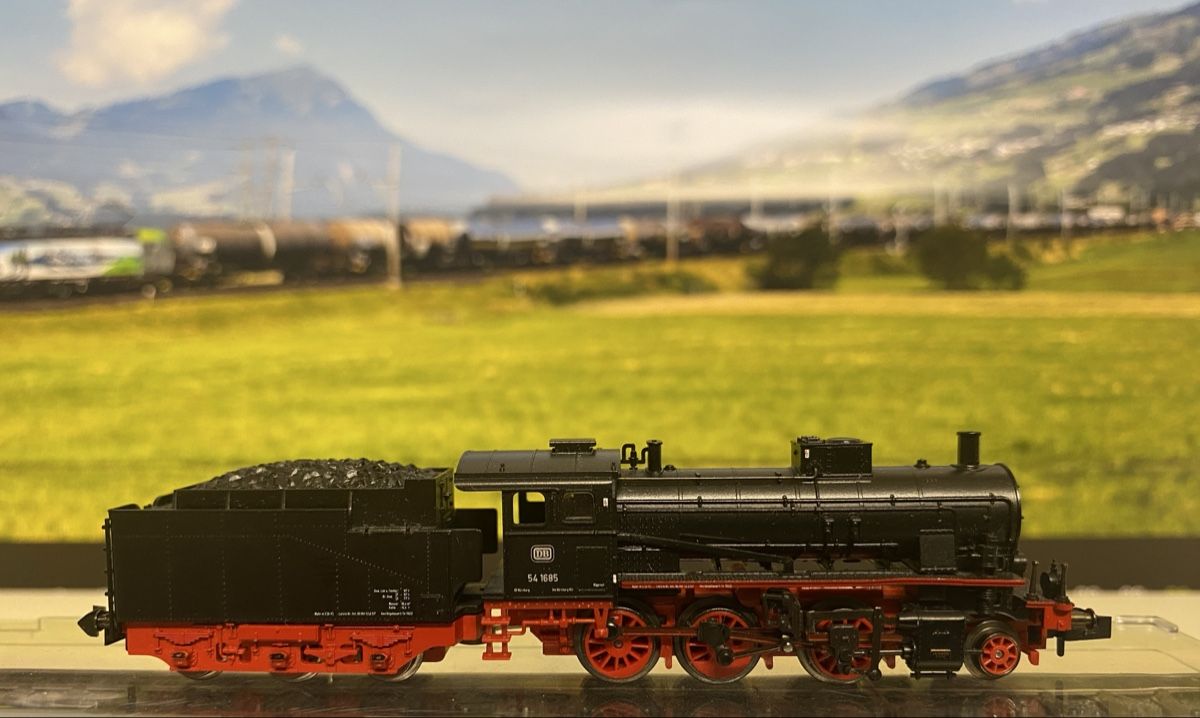 Trix Modelleisenbahnen: Minitrix N Dampflok BR 54 1685 - Top Zustand! – Gebraucht aus Rickenbach SO von Tsira 1