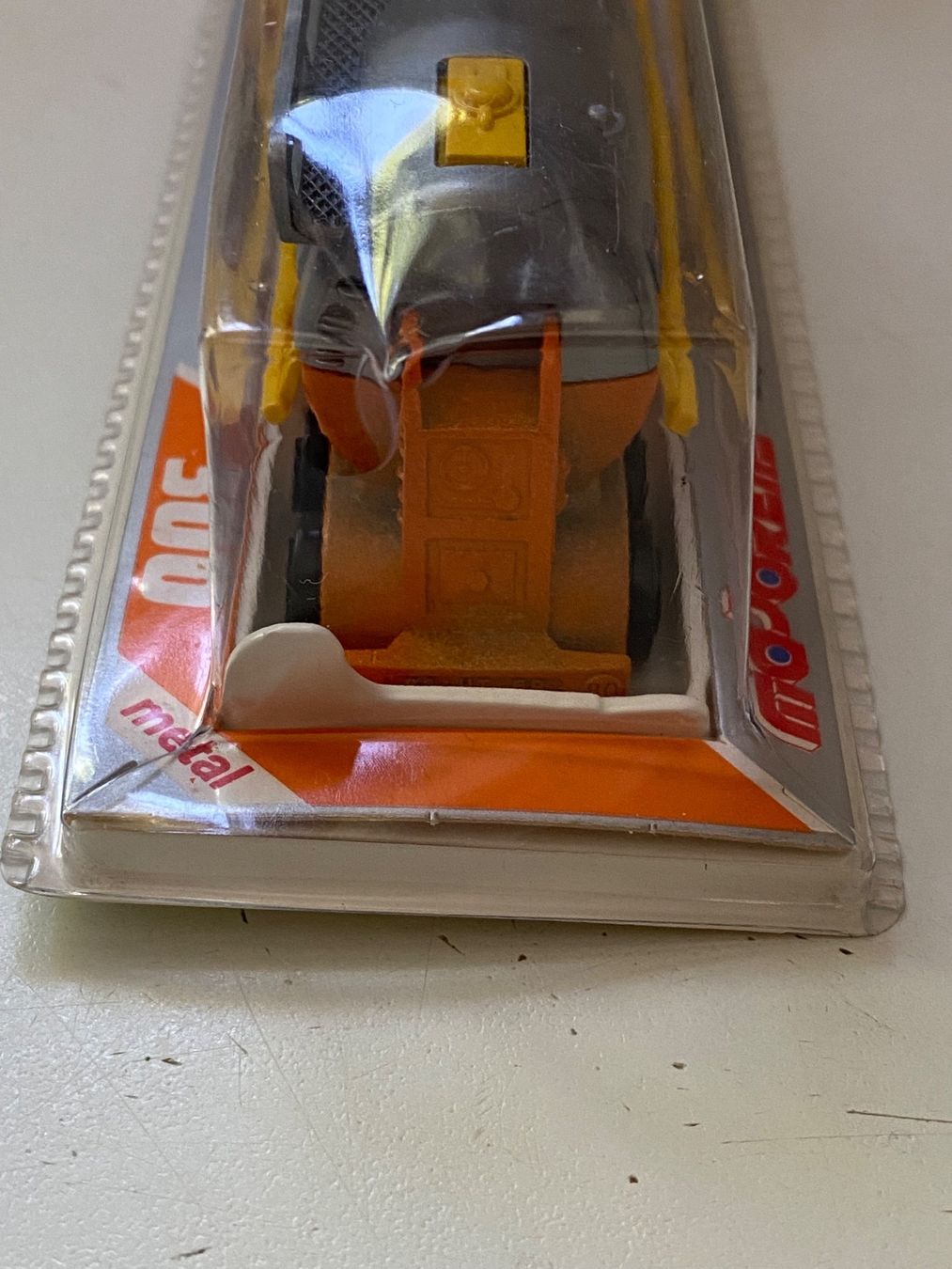 Majorette Modellautos: MAJORETTE ZEMENTLASTWAGEN. NEU – Neu und originalverpackt aus Zürich von DidierTG 3