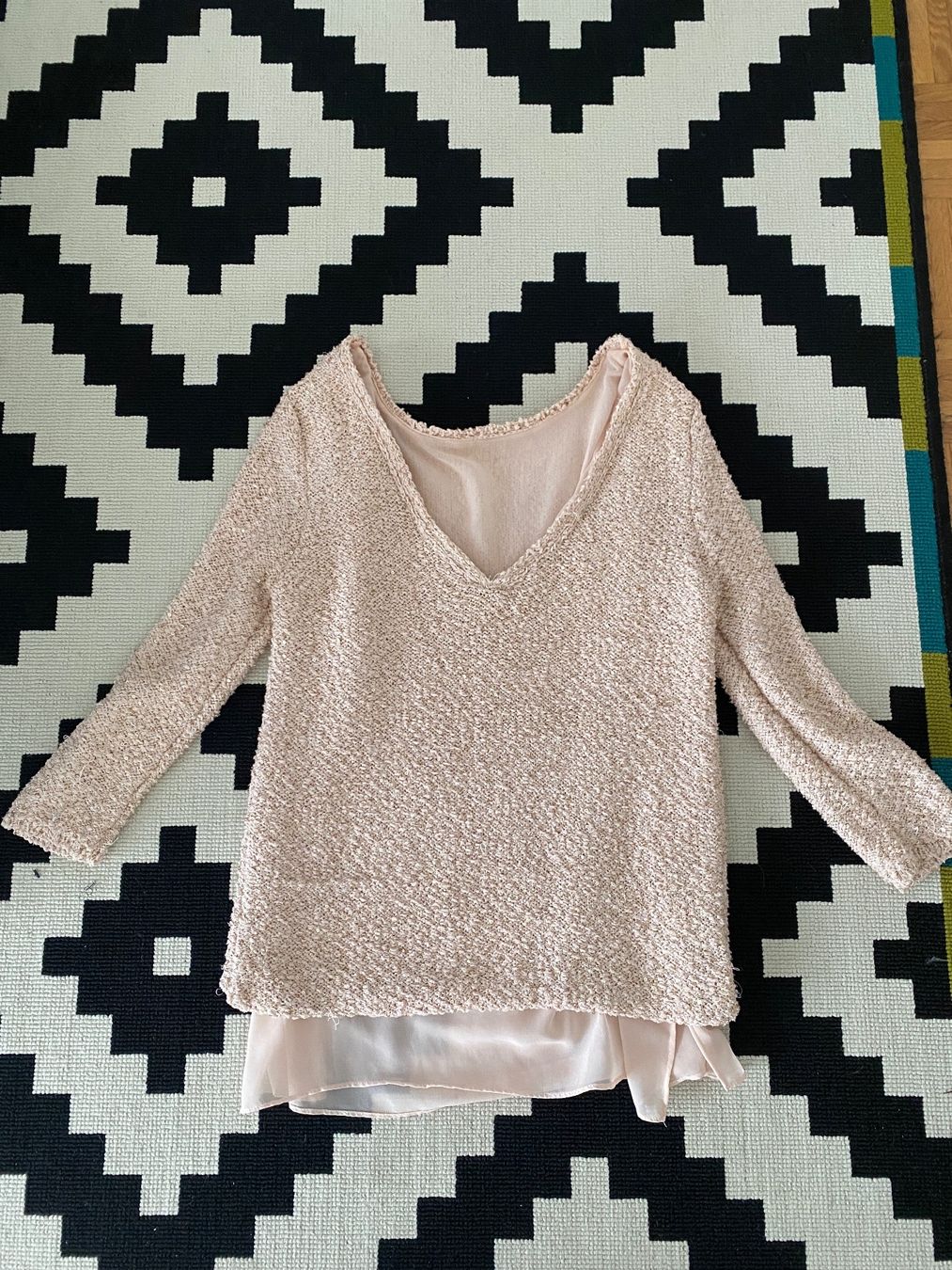Zara Maglioni & Felpe: Toller rosa Pullover mit Pailletten, Grösse M – Usato da Neuenhof venduto da UrbanBags 2