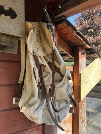 Sac a dos ancien pour decoration 