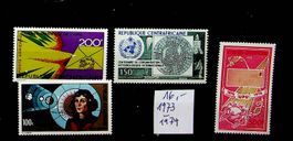 CENTRAFRIQUE TIMBRES NEUFS 1973-74 COTE 16 EUROS /U528