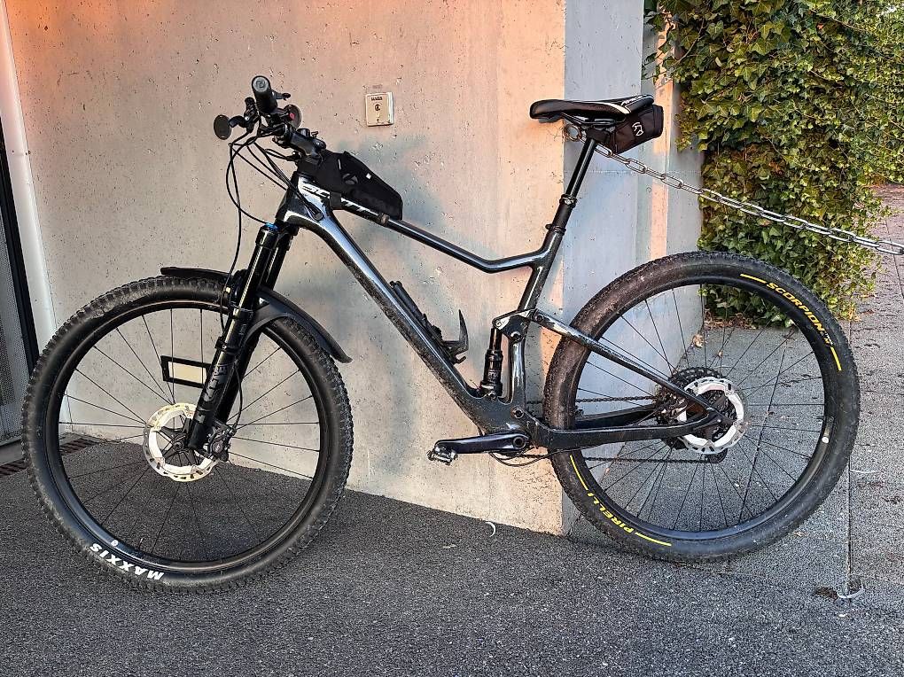Scott Velos: VTT Scott Spark Carbone Taille L  Fox / Shimano Deore XT – Gebraucht aus Mont-sur-Lausanne von jeanni