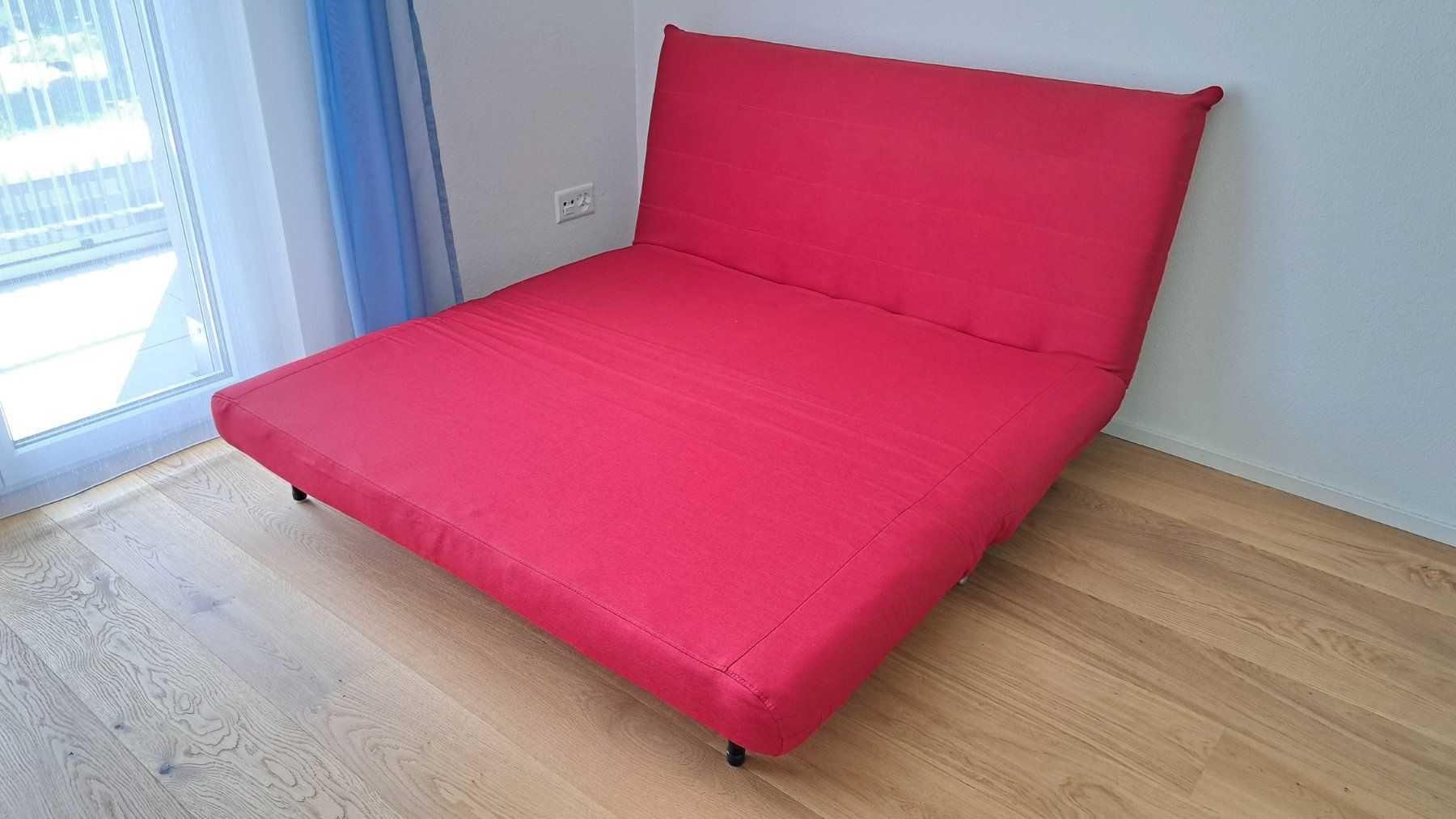 Livique Sofas: Schlafsofa rot 2-Sitzer guter Zustand – D'occasion à Gähwil par mcg_82jw 2