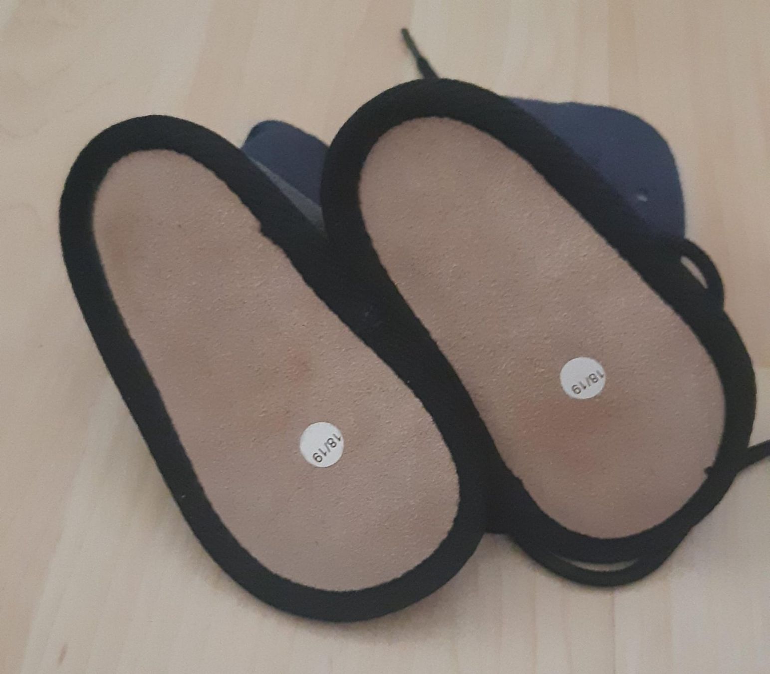 Schuhe für Jungen: Babyschuhe, Gr. 19-20, 3 stk. – Gebraucht aus sachseln von soficool 3