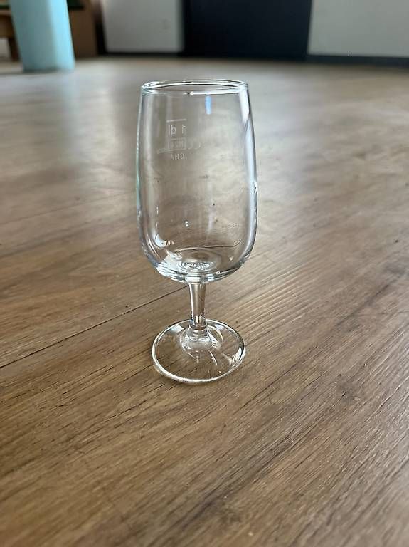 Bicchieri: Kleine Weingläser, 1 dl – Usato da Zürich venduto da inf_5zz5