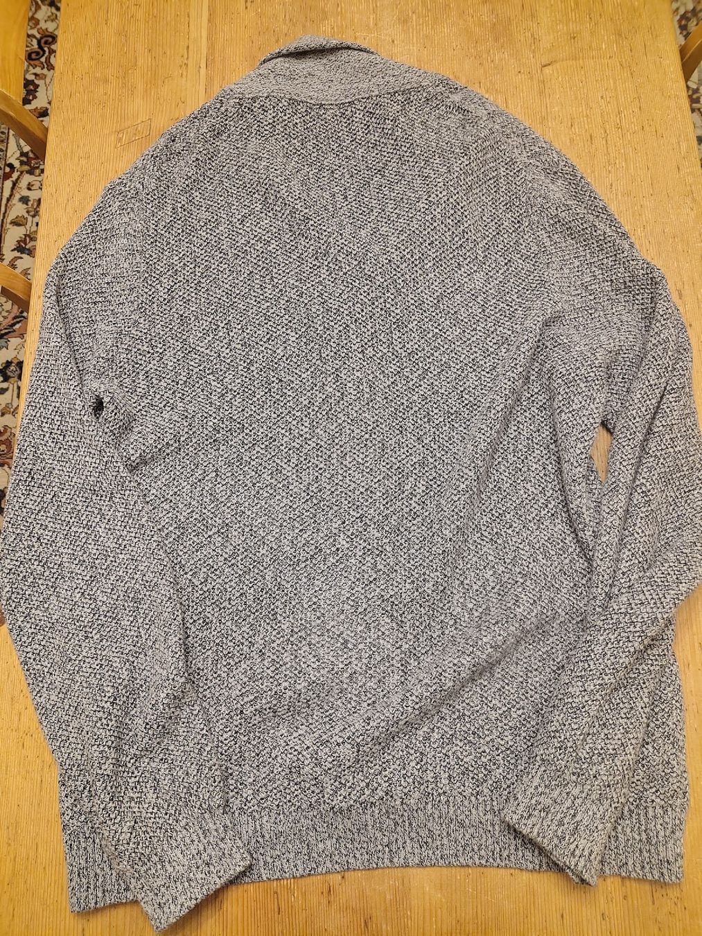 Giacche: Graue Strickjacke – Usato da Meiringen venduto da 333_5c9c 2