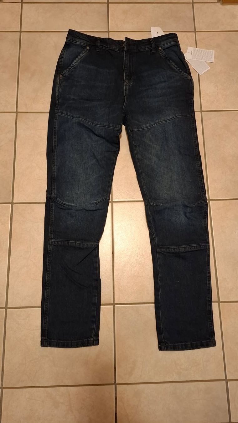 Jeans: NEUE Jeans von Takko W30 – Nuovo e nell'imballaggio originale da Fischbach-Göslikon venduto da Rainbow88