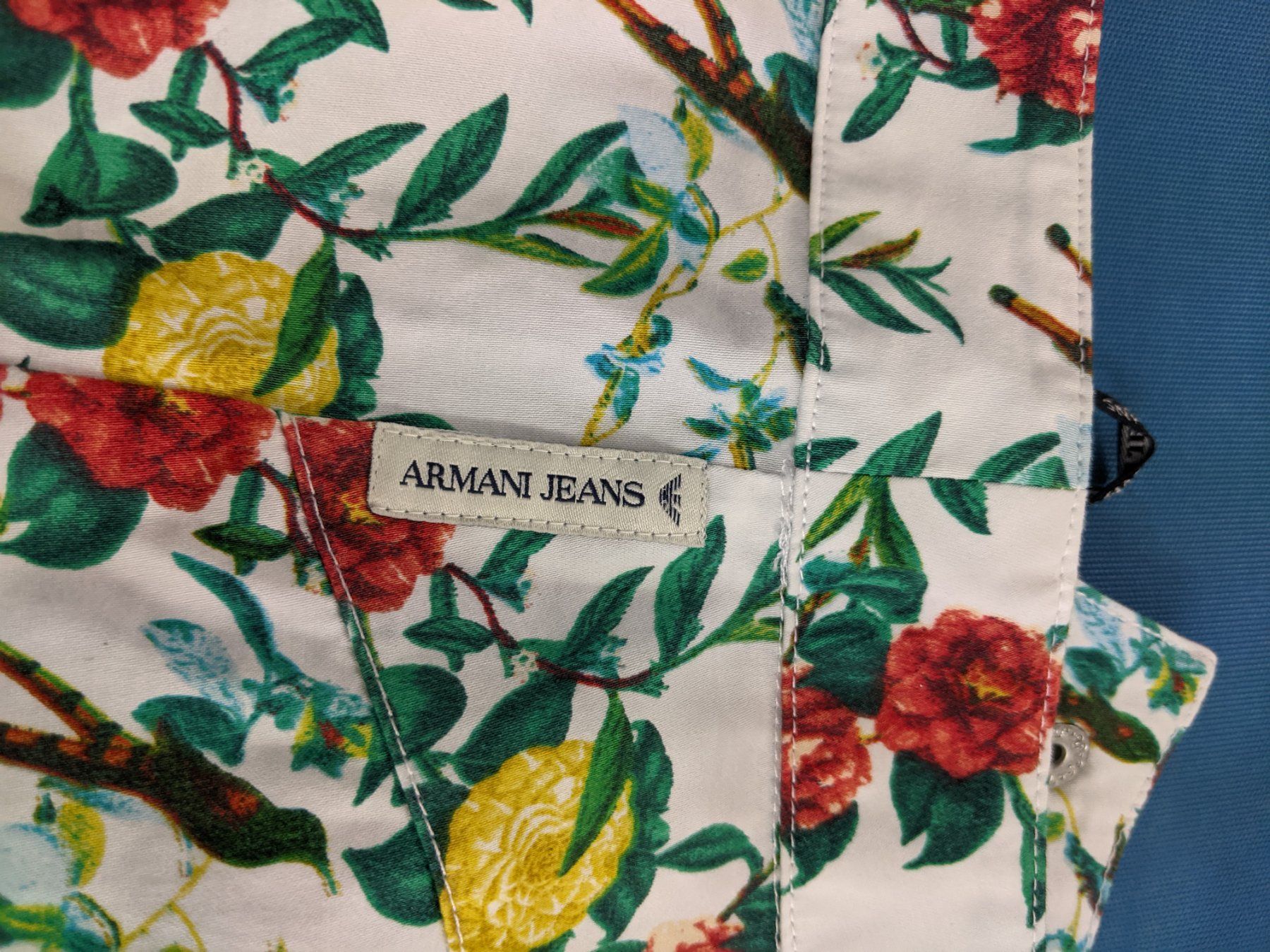 Armani Pantaloni: Armani Sommerhose GR 40 – Nuovo e nell'imballaggio originale da Langnau am Albis venduto da Judithsebi 4