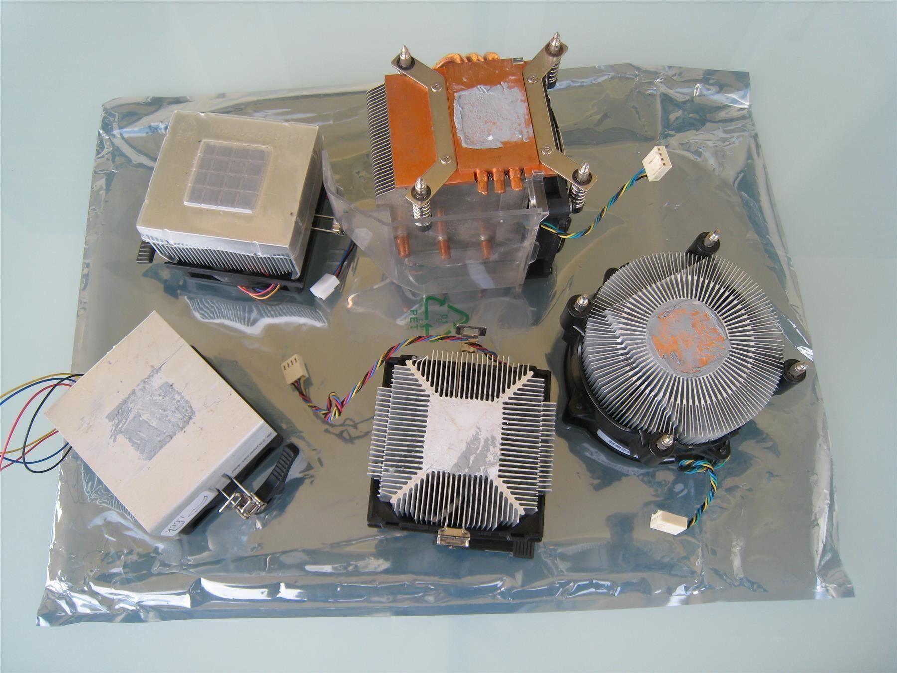 PC: ***** Lot de refroidisseurs CPU (1) – Usato da Villaz-St-Pierre venduto da Ubid 1