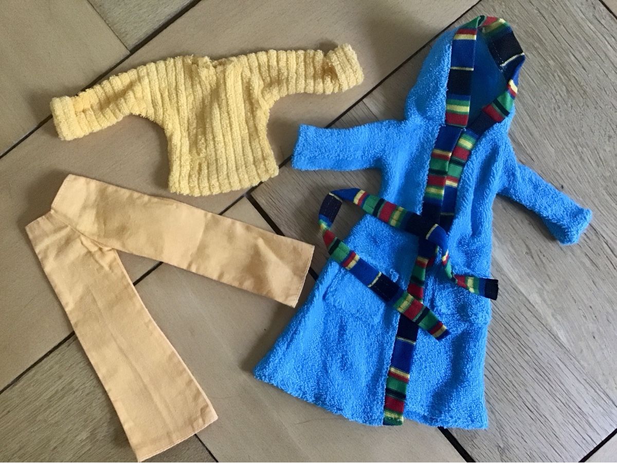 Puppen: Sindy Kleidung aus den 70ern – Gebraucht aus Birsfelden von rah_8bfj