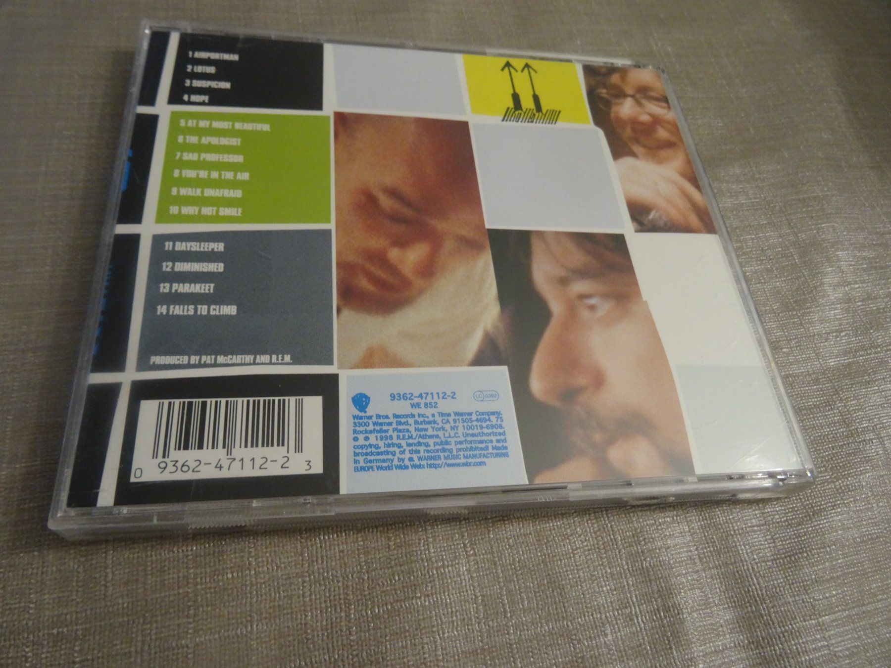 CDs: R.E.M. REM - Up - CD – D'occasion à Olten par Disc-Ausverkauf 1