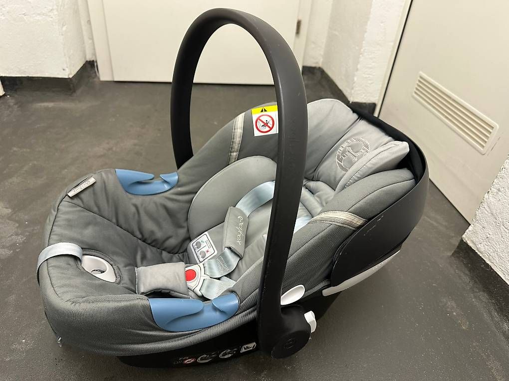 Cybex Auto-Kindersitze: Cybex Aton M i-Size Babyschale  Manhattan Grey – Gebraucht aus Zürich von cocoapriest 1
