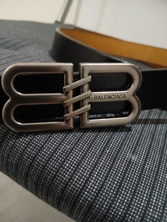 Balenciaga ceinture  femme taille 100 cm