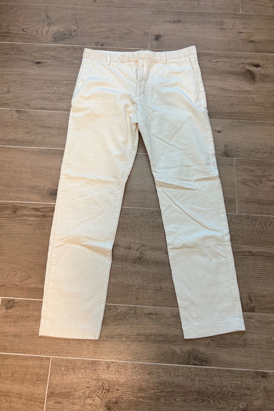 H&M Pantaloni: Cord Hose weiss H&M Grösse 32 – Nuovo (secondo la descrizione) da Bülach venduto da Sam_sells