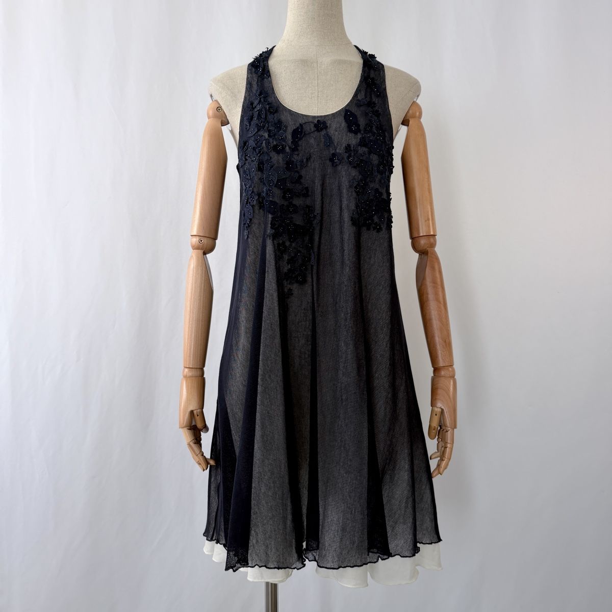 High Vestiti: HIGH USE Everyday Couture Dress – Nuovo (secondo la descrizione) da Emmen venduto da Colette-Juliette