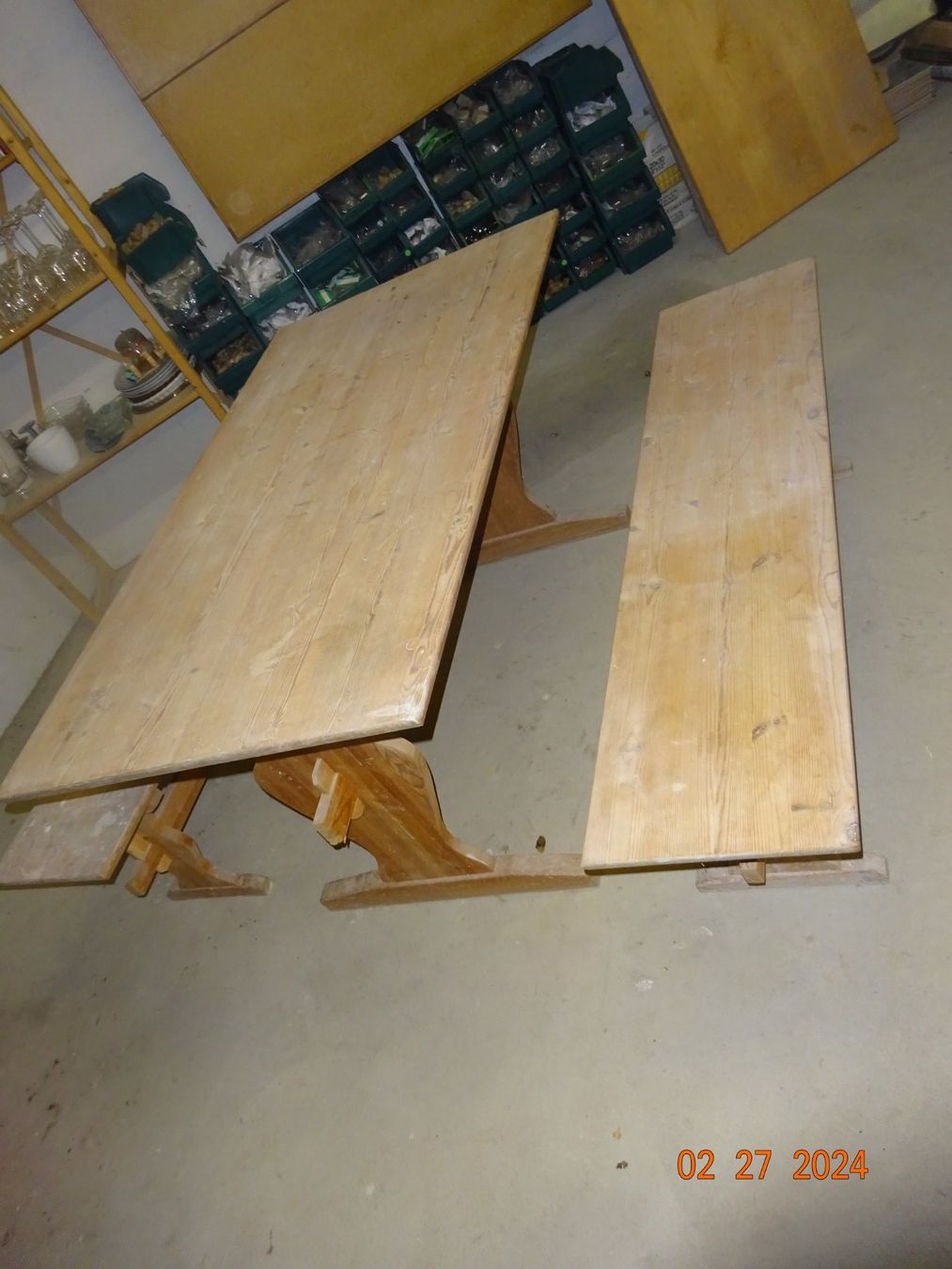 Tische: Gartentisch/Balkon und Festtisch – Gebraucht aus Stein AR von Bienli4