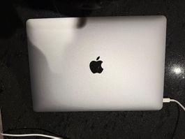 Apple MacBook Pro 13“ (2017)