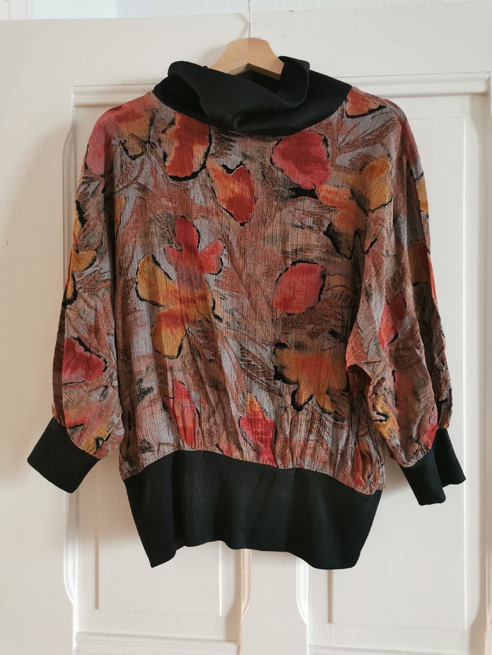 Pullover & Sweatshirts: toller Vintage 80ies Pulli/ Bluse, Turtleneck Shirt – Gebraucht aus Zürich von Hibiskus3