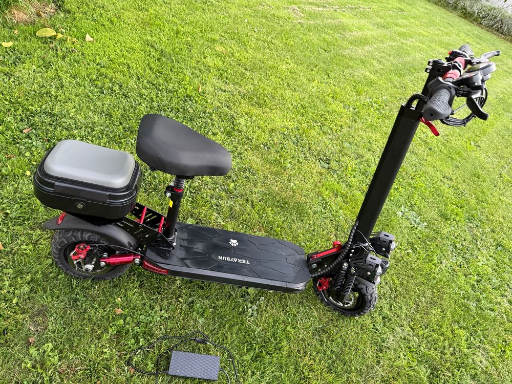 comme Neuf] NAVEE N40 Trottinette Électrique 32lbs Légère - Noir Spatial