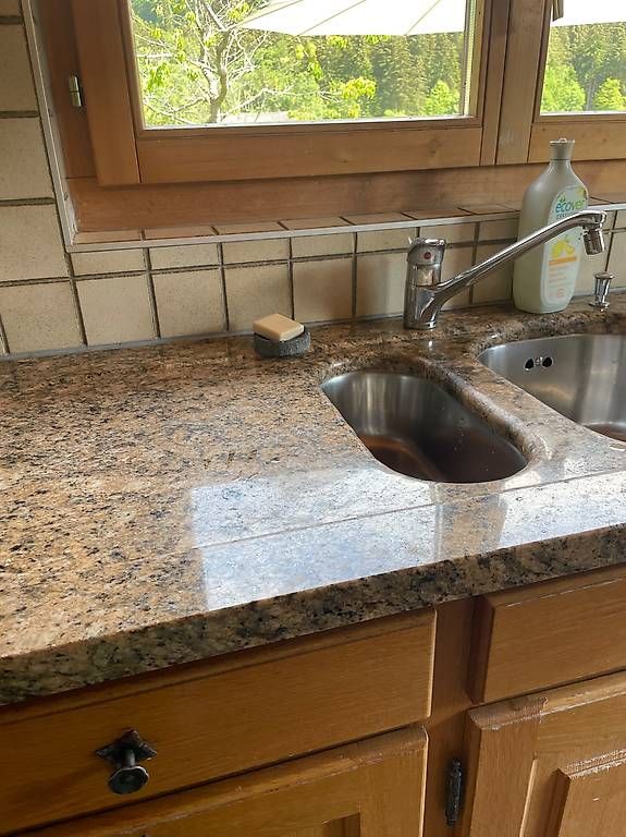 Cucine complete: Cuisine équipée en chêne et marbre – Usato da Les Plans-sur-Bex venduto da asl_5bsr 3
