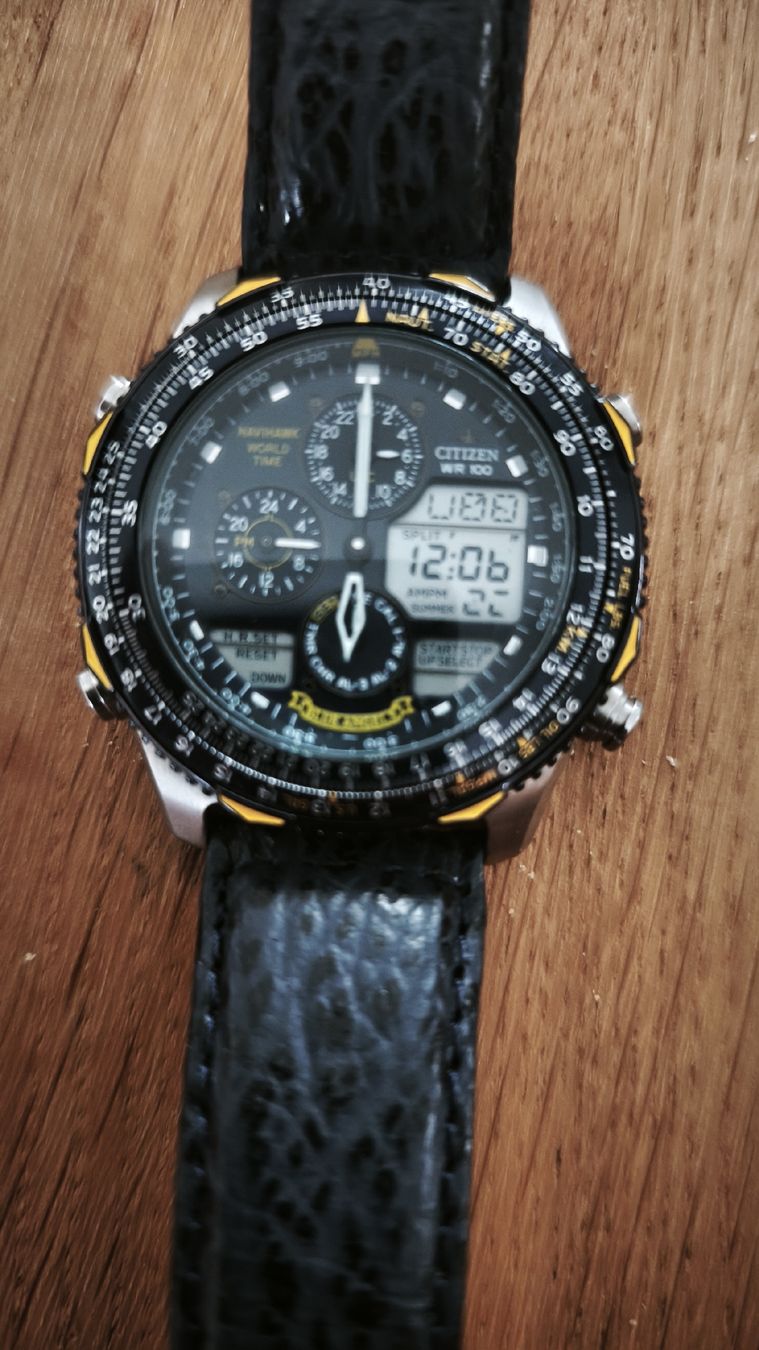 Citizen Orologi: Cititzen Blue Angel – Difettoso da Jakobsbad venduto da Windows5