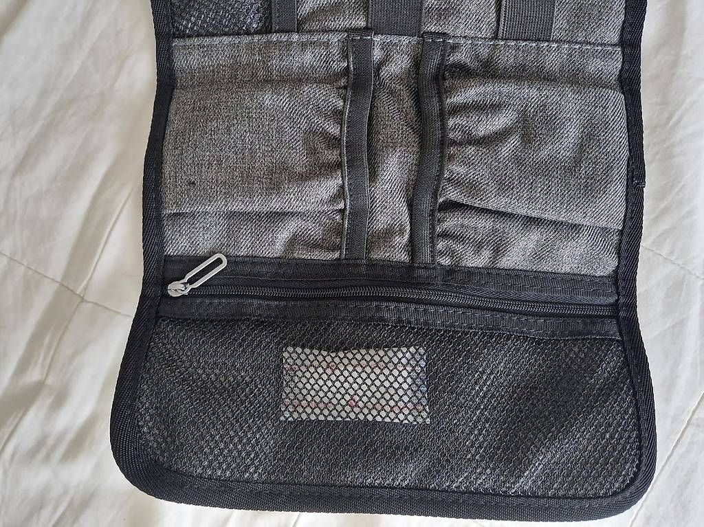 Valigie & Borse: Folio Travel & Tech Organizer. NEW! – Nuovo e nell'imballaggio originale da Dübendorf venduto da Olenaaa 3