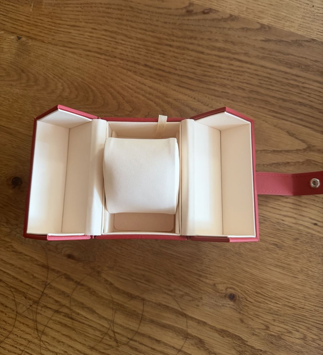 Scatole porta orologi: Omega Box Neu – Nuovo (secondo la descrizione) da Gossau SG venduto da car_7vlt 1