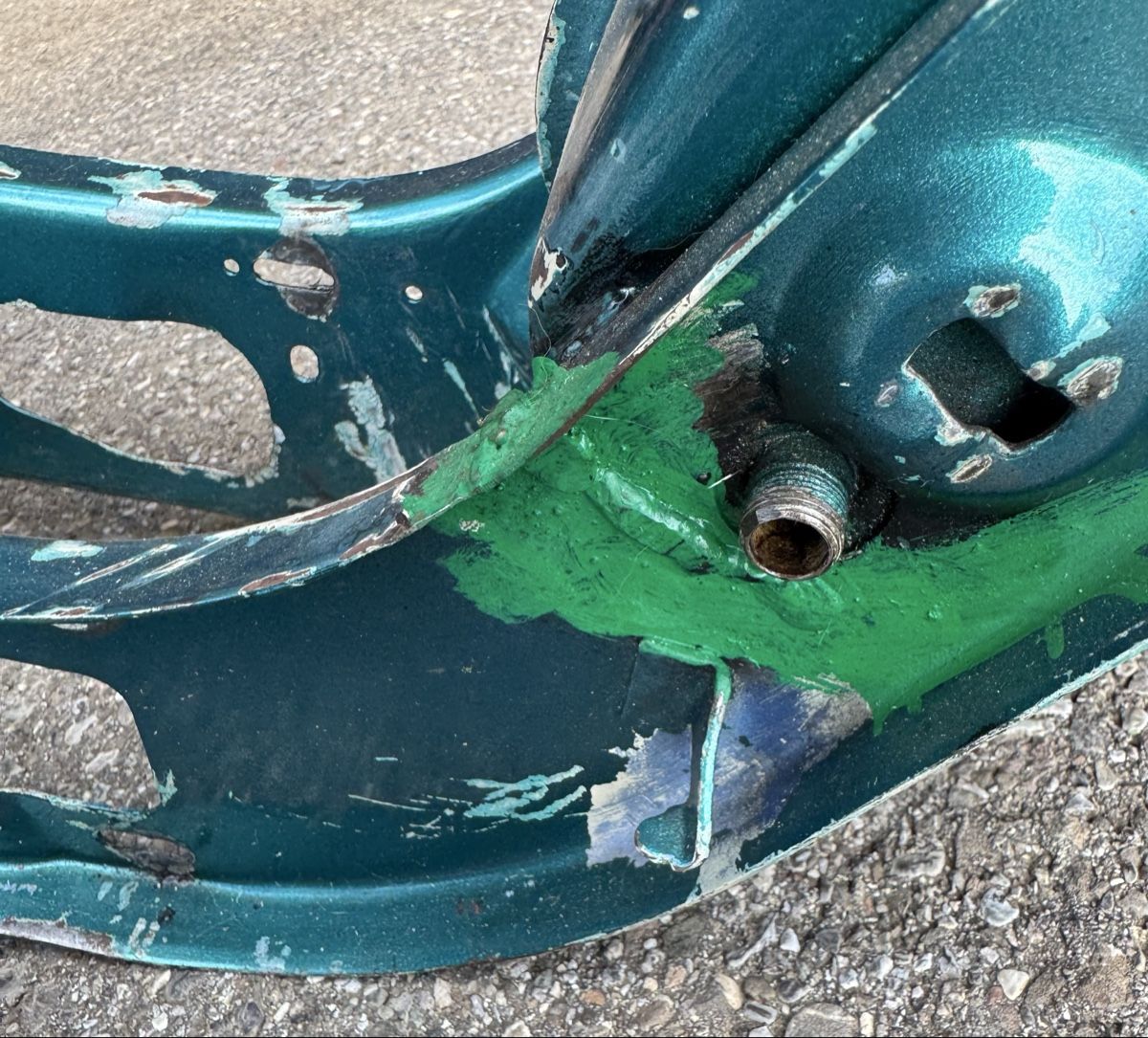 Piaggio Mofas: Cadre piaggio ciao avec carte grise – Defekt aus St-Légier-Chiésaz von spe_ndg5 3