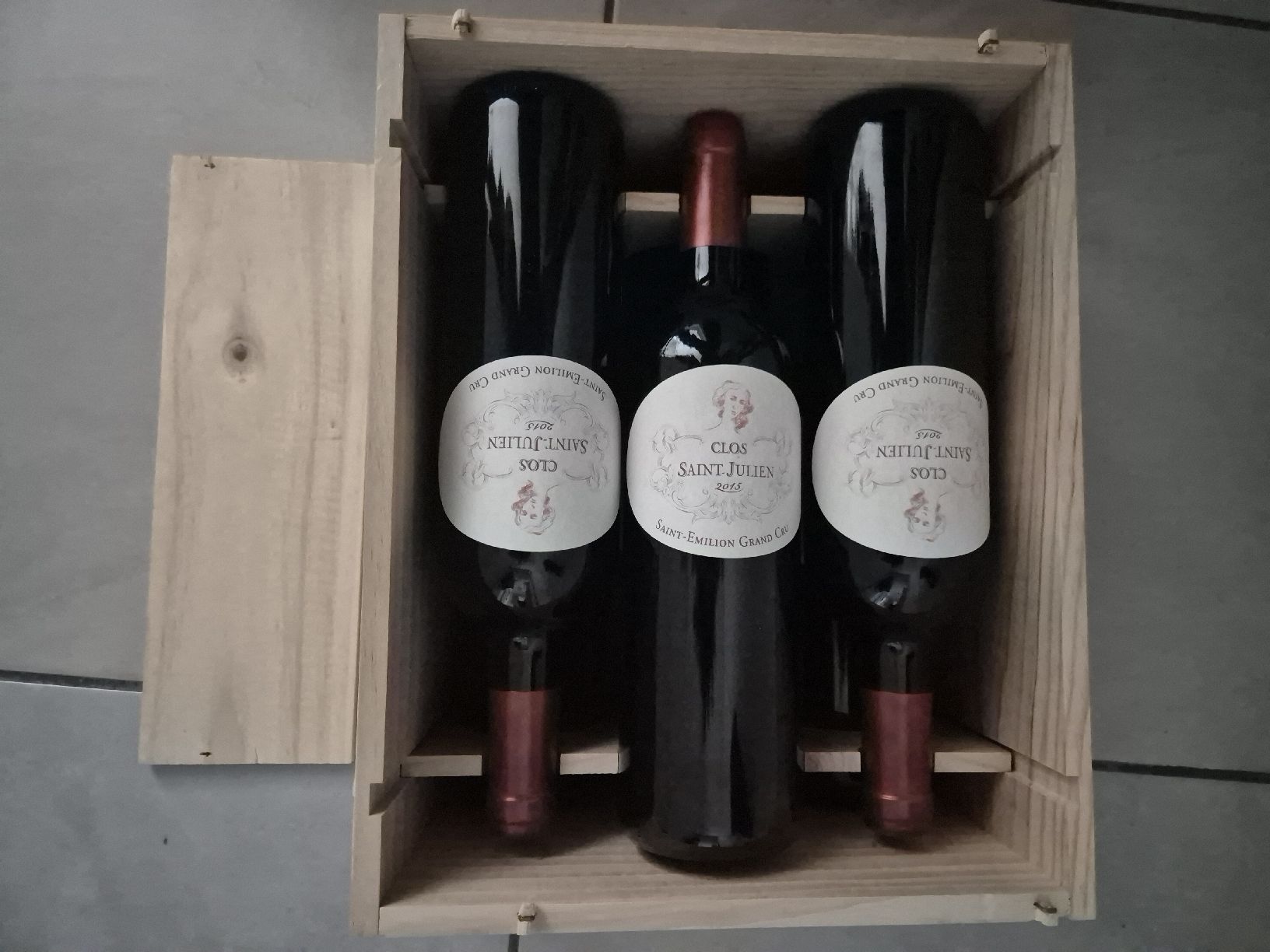 Vino: Wein Clos Saint-Julien – Nuovo (secondo la descrizione) da Volketswil venduto da 2000ra
