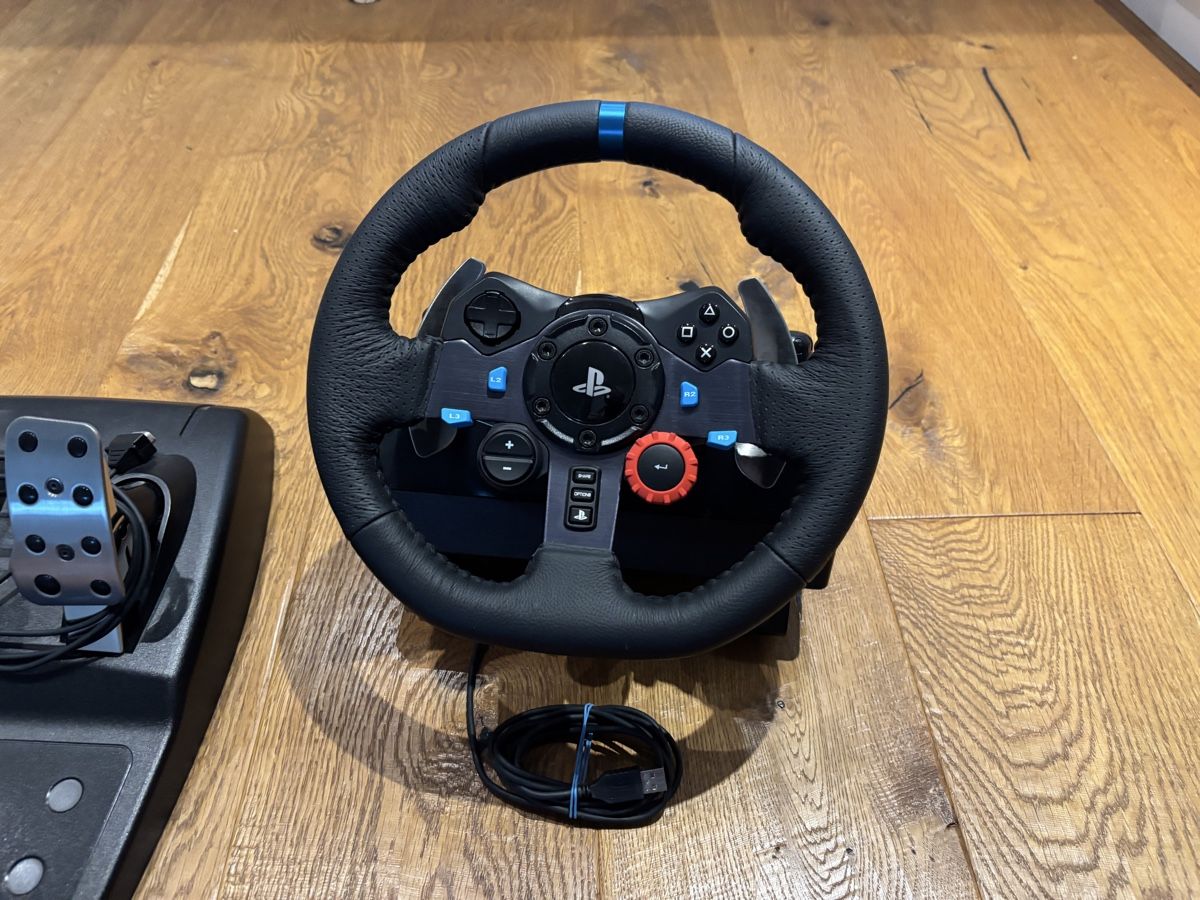 Logitech Controller: Logitech G29 zu verkaufen – Usato da Boswil venduto da coach2u 1
