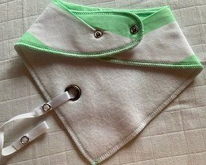 Pasti del neonato: Sabberlatz mit Nuggi Anhang – Nuovo e nell'imballaggio originale da Matt venduto da Stoffwindel 2