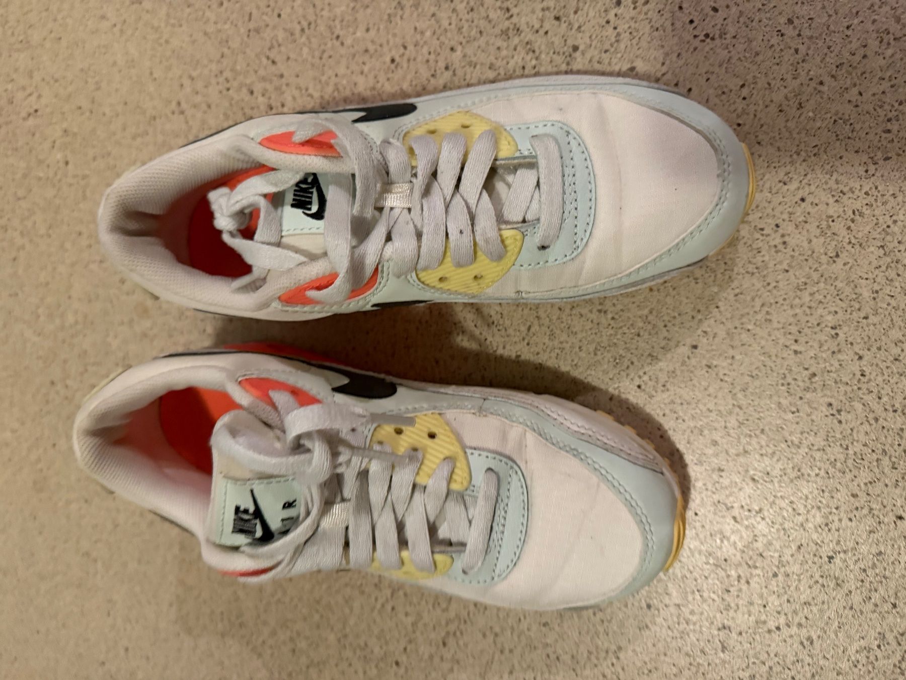 Nike Damenschuhe: Nike Air Max 90, Grösse 38 – Gebraucht aus Schlieren von cor_jgb7 4