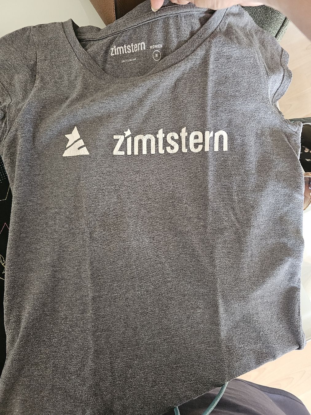 T-Shirts: 3x Tshirt in Grösse S – Gebraucht aus Urdorf von Yvonne008 4