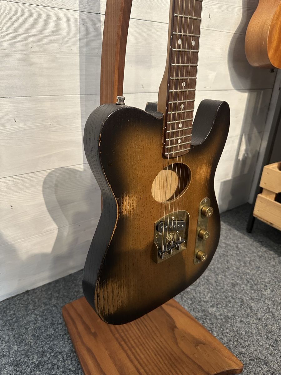 Strumenti musicali: Paoletti Guitars Nancy Lounge 850 Piezo – Nuovo (secondo la descrizione) da Oberbipp venduto da Angel_Queen 3