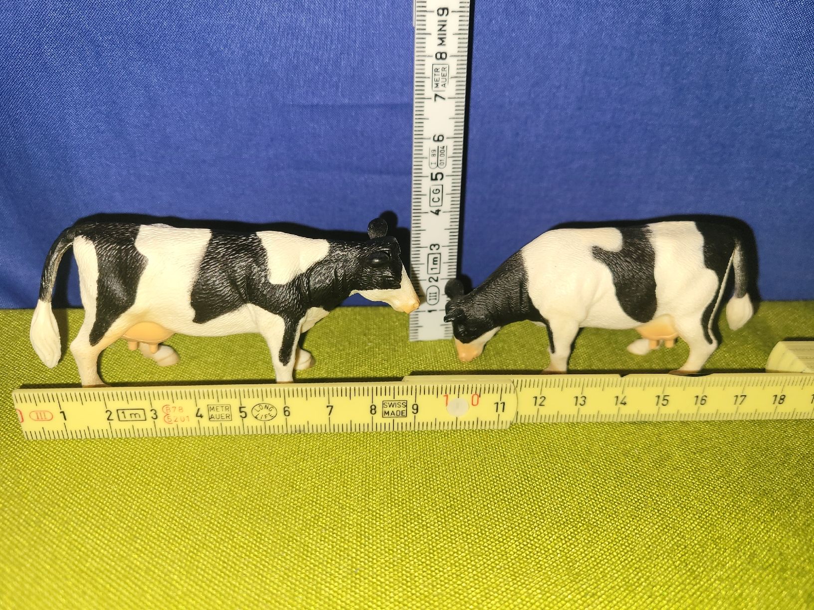 Giocattoli: Bauernhof,Stall,Kuhherde H76 – Usato da Aarberg venduto da Fink010 1
