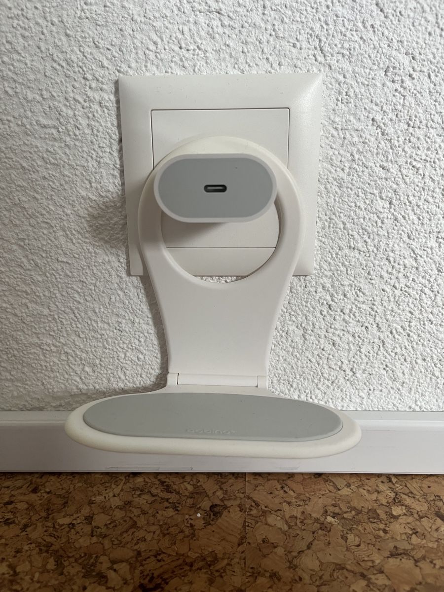 Staffe: Ladehalterung für Handy oder anderes – Nuovo (secondo la descrizione) da Häggenschwil venduto da Svge 1