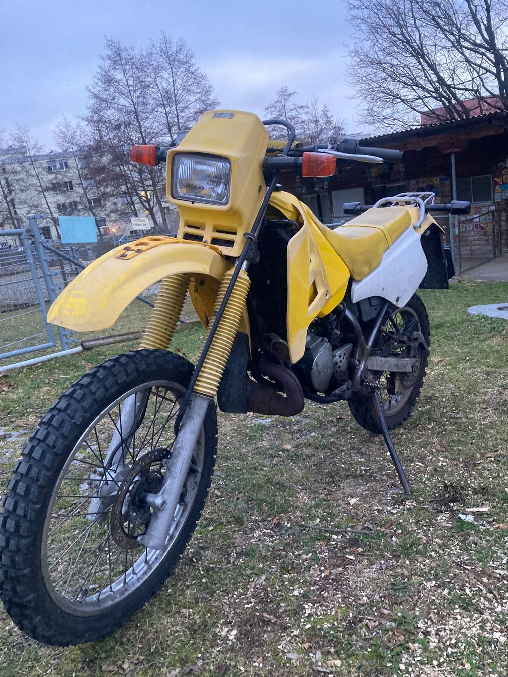 Suzuki Enduro: Suzuki ts 125 r – Usato da St. Gallen venduto da zx10r 1