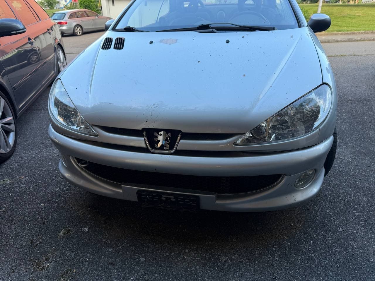 Peugeot Autos: Peugeot 206 Cabriolet – Gebraucht aus Emmenbrücke von B-Core_Schweiz 1