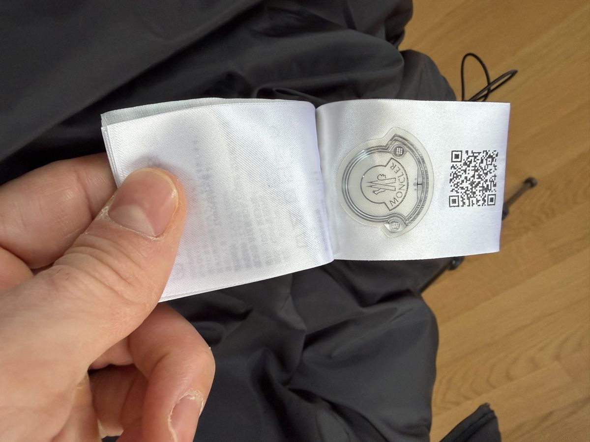 Moncler Giacche: Moncler Misonet down winter jacket - size 3 – Usato da Zermatt venduto da add_c7sr 4