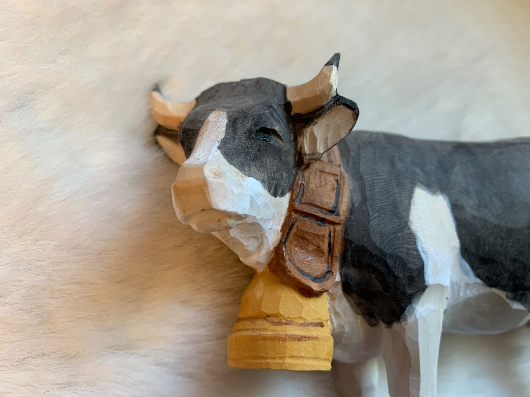 Statuette: Kuh Holz, stehend mit Glocke, Brienzer Schnitzerei, Krippe – Usato da Kloten venduto da petrol5555 1