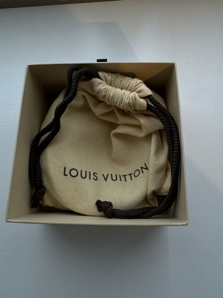 Louis Vuitton Gürtel: Louis Vuitton Vernis Belt Red Gr. 80/32 – Gebraucht aus Hurden von rac_wyf8 1