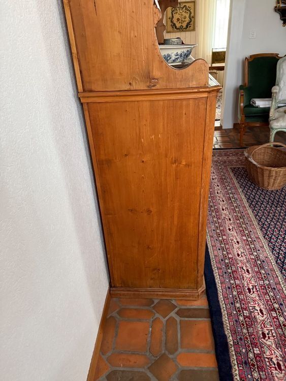 Credenze: Antikes Holz Buffet Schrank Kasten Kommode – Usato da Walterswil BE venduto da Lonitti 3