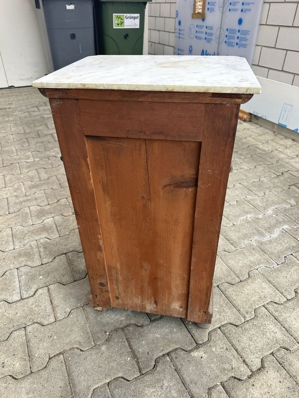 Comodini: Antiker Nachtschrank Nussbaum Marmorplatte – Usato da Hohenrain venduto da coolpix60 3