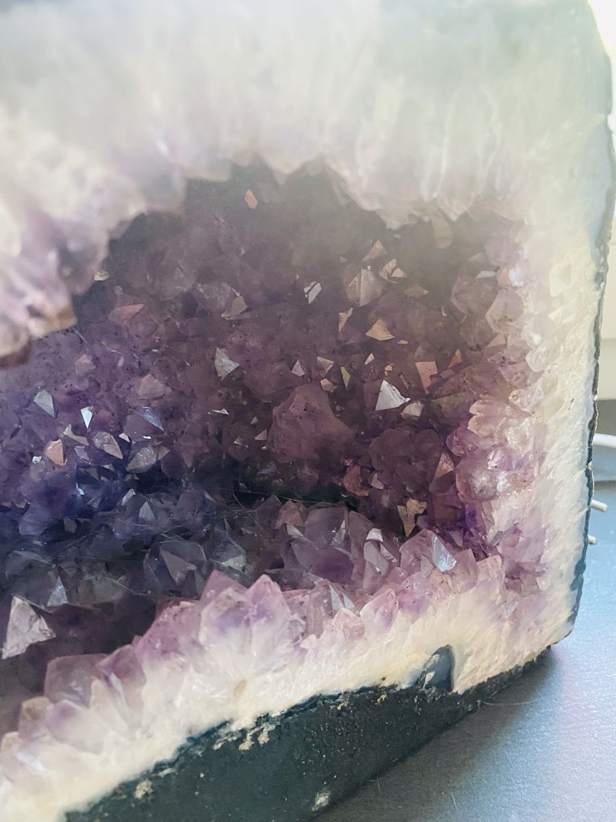 Minerali & Pietre curative: Amethyst Druse – Usato da Tafers venduto da Piscu90 4