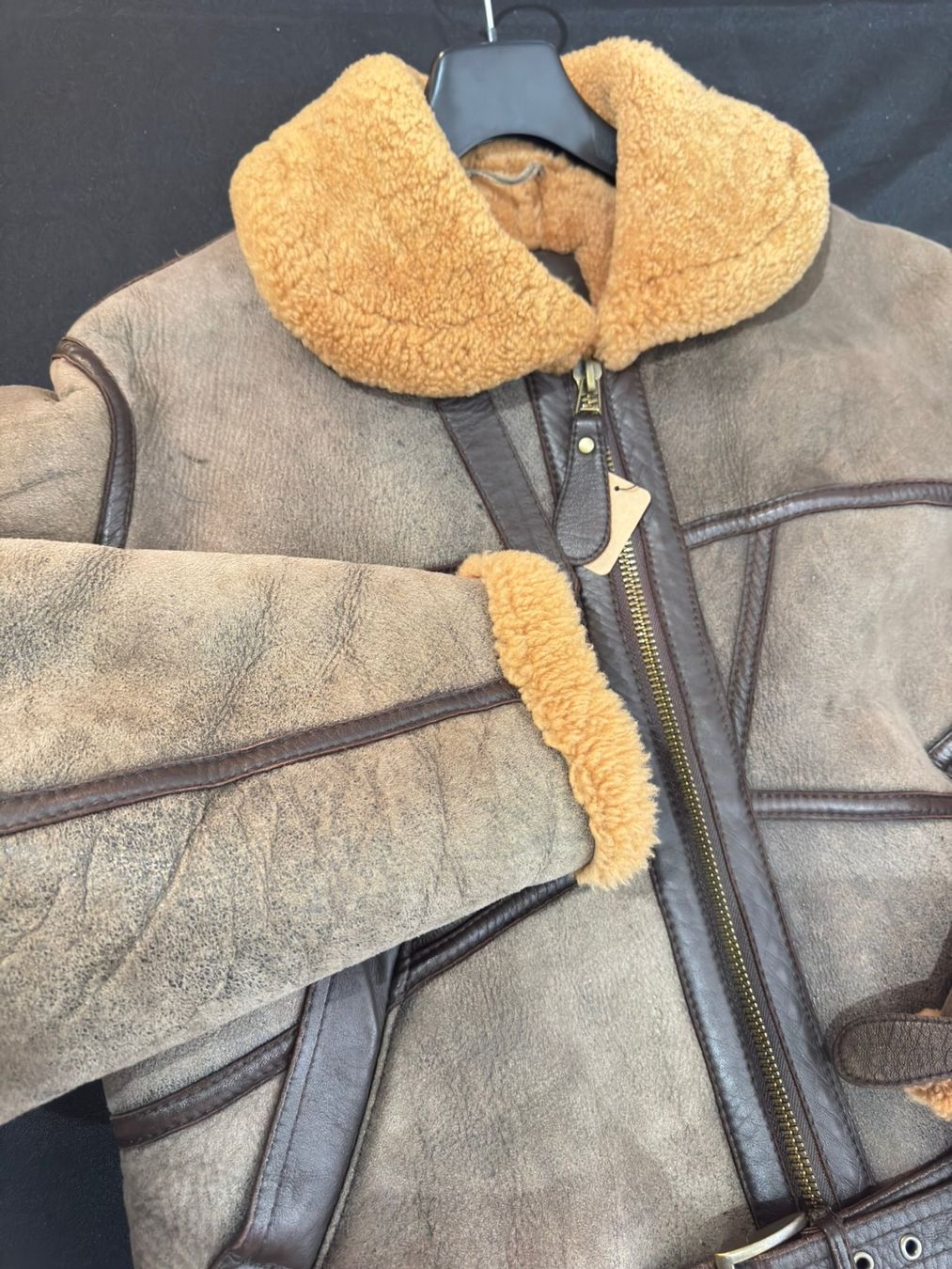 Bombardier Giacche: MIL-TEC BOMBARDIER SHEARLING JACKET SZ: L – Usato da Cortaillod venduto da Stay_Alive_vintage 5