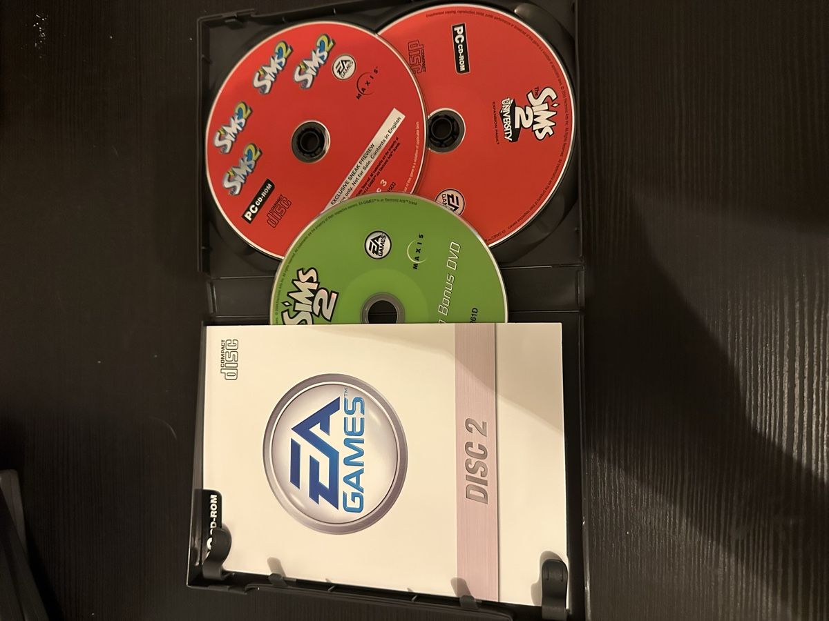 Giochi: Jeu SIMS 2 University – Usato da Lausanne venduto da Tipouze 1