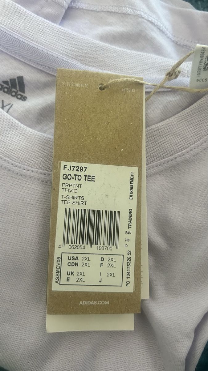 Adidas T-Shirts: T-shirt Adidas 2XL – Neu und originalverpackt aus Cornol von zouzoupet 4