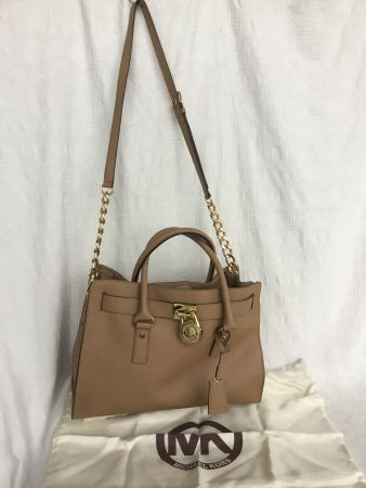 Neuwertige grosse Michael Kors Tasche